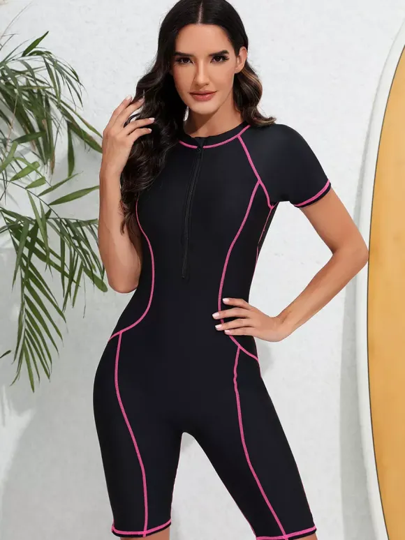 Maillot de bain athlétique shorty à fermeture éclair sur le devant et coutures contrastées