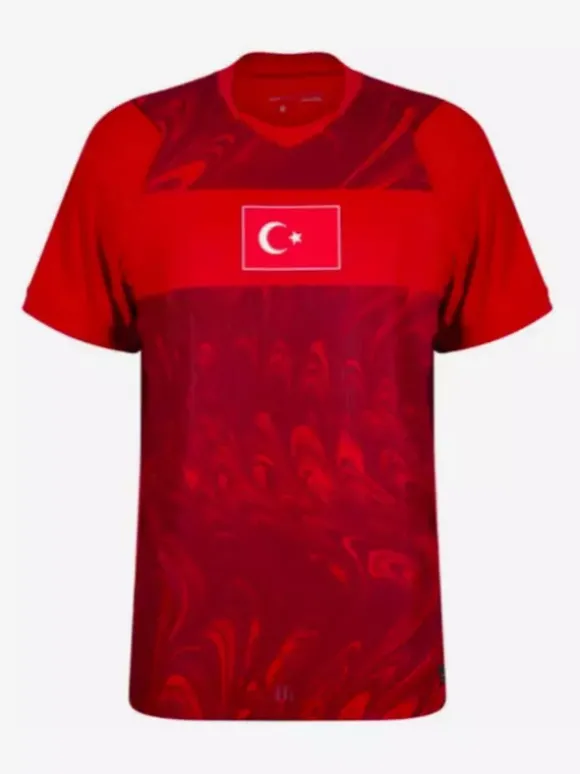 Maillot de l'équipe nationale de Turquie 2026 manches courtes domicile et extérieur.