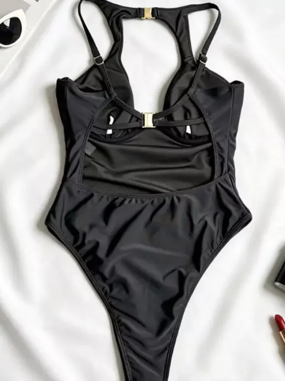 Maillots de bain une pièce noirs à col en V pour femmes parfaits pour l'été à la plage.