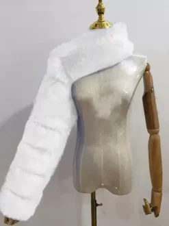 Manteau en fausse fourrure noir asymétrique pour femme