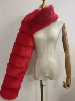 Manteau en fausse fourrure noir asymétrique pour femme