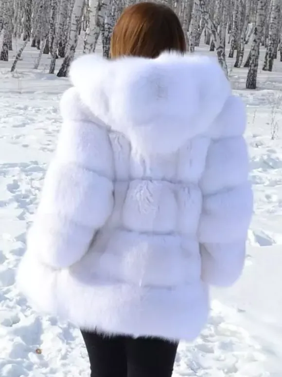 Manteau en fausse fourrure à capuche chaud court en peluche écologique pour femme hiver 2026
