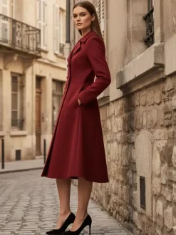 Manteau midi croisé en laine mélangée coupe trapèze évasée collection femme 2026