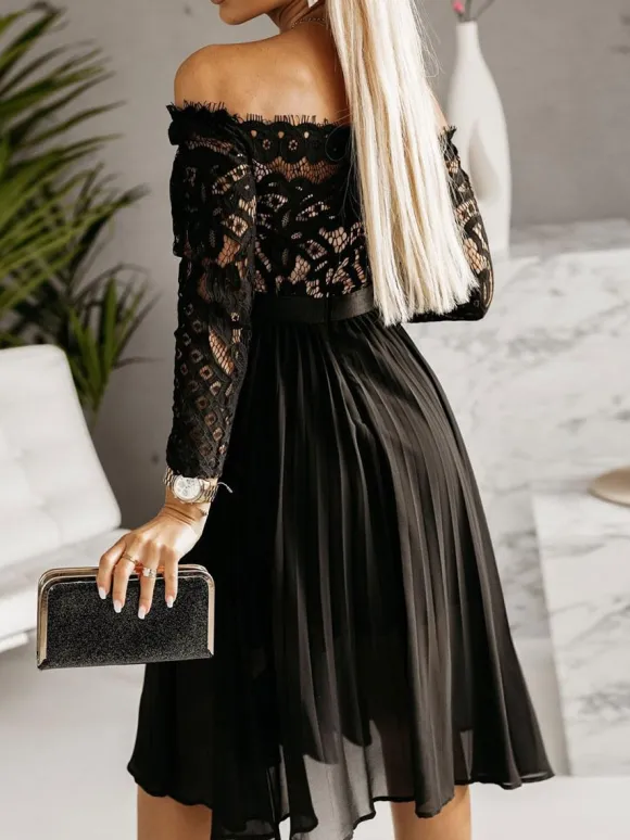 Mini Robes Robe Courte Noire En Dentelle À Manches Longues Col Bateau