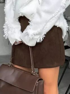 Mini-jupe femme en velours côtelé marron - Coupe rétro taille haute slim trapèze - Collection printemps-été 2026