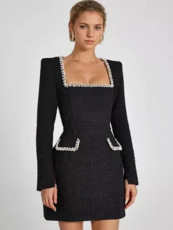 Mini robe à col en U et manches longues pour femme tenue de soirée d'anniversaire semi-formelle 2026