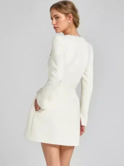 Mini robe à col en U et manches longues pour femme tenue de soirée d'anniversaire semi-formelle 2026