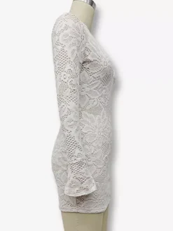 Mini robe en dentelle avec découpes à manches longues et col haut robe moulante sexy pour femme 2026