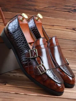 Mocassins à enfiler pour homme chaussures à talons bas en cuir texturées et décorées style Penny