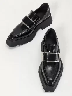 Mocassins Noirs Pour Femmes Avec Boucle Plateforme À Enfiler