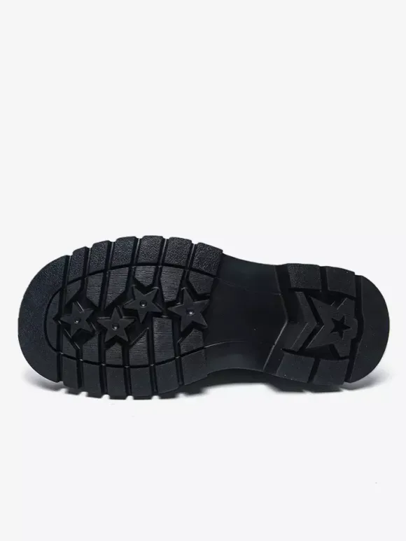Mocassins noirs pour hommes bout rond détails métalliques chaussures à enfiler