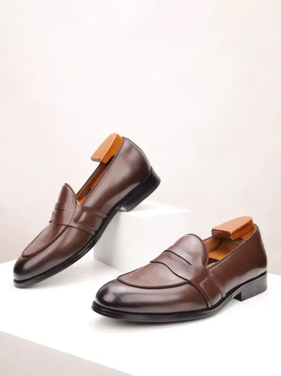 Mocassins Penny marron pour hommes bout rond chaussures habillées à enfiler
