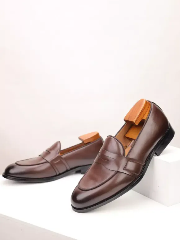 Mocassins Penny marron pour hommes bout rond chaussures habillées à enfiler