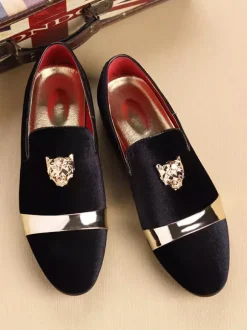 Mocassins à enfiler pour hommes chaussures en daim avec décoration en métal et velours