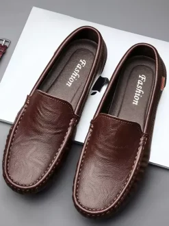 Mocassins à enfiler pour hommes chaussures de pont en similicuir à bout rond légères antidérapantes et flexibles