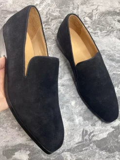 Mocassins à enfiler pour hommes bout carré daim noir