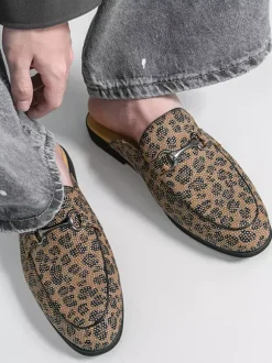 Mocassins mules pour hommes imprimé léopard bout rond détails métalliques sans talon