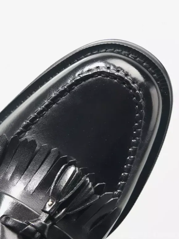 Mocassins noirs à bout rond pour hommes à enfiler avec pompons
