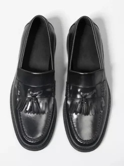 Mocassins noirs à bout rond pour hommes à enfiler avec pompons