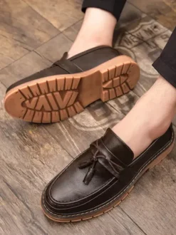 Mocassins à pampilles pour hommes à enfiler à bout rond et semelle épaisse