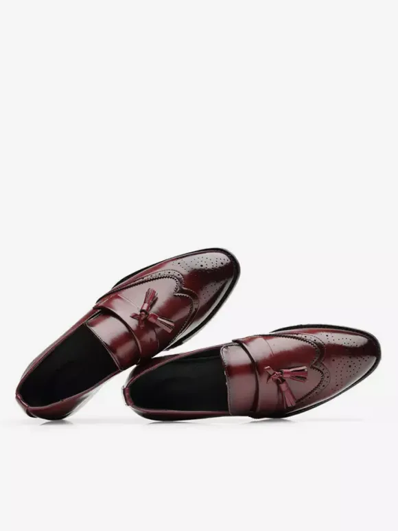 Mocassins à pampilles pour hommes à enfiler à bout pointu à bout golf à talons bas Penny Loafers