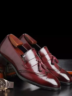 Mocassins à pampilles pour hommes à enfiler à bout pointu à bout golf à talons bas Penny Loafers
