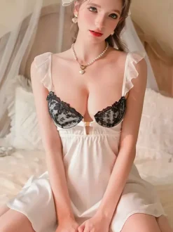Nuisette sexy Babydolls Lingerie en dentelle blanche bicolore dos nu en satin rembourré