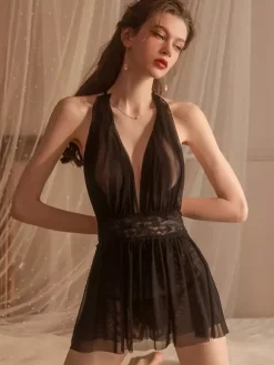 Nuisette sexy en dentelle rose dos nu et tulle style babydoll.