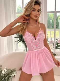 Nuisettes Babydolls roses semi-transparentes brodées sexy pour le sommeil
