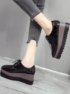 Oxfords élégants bout rond Synthétique cuir avant en dentelle Synthétique caoutchouc bout rond Oxfords chaussures