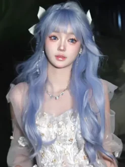 Perruque Lolita douce longue ébouriffée en fibre résistante à la chaleur bleu ciel clair accessoires Lolita