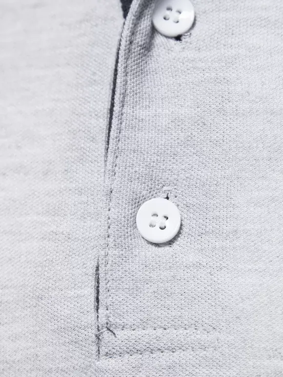 Polo homme à col rabattu manches longues avec logos coupe classique gris à la mode