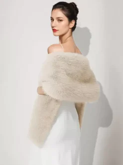 Poncho cape noir pour femme