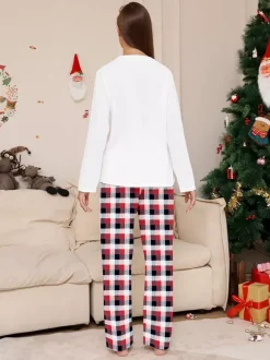 Pyjamas de Noël assortis pour toute la famille à carreaux imprimé rennes et Père Noël collection 2026