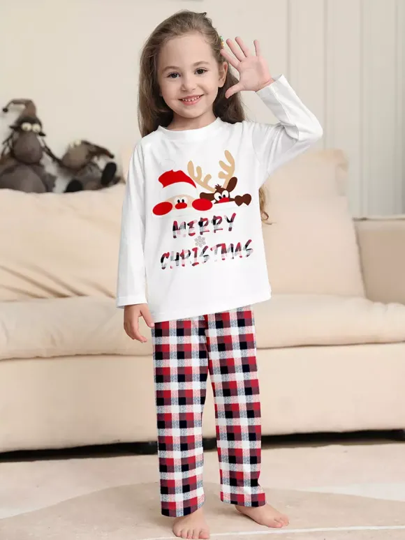 Pyjamas de Noël assortis pour toute la famille à carreaux imprimé rennes et Père Noël collection 2026