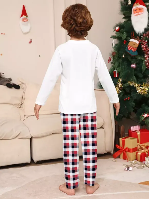 Pyjamas de Noël assortis pour toute la famille à carreaux imprimé rennes et Père Noël collection 2026