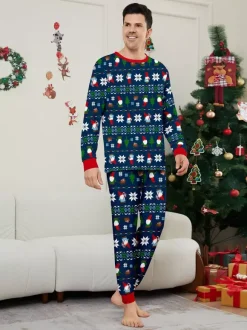 Pyjamas de Noël assortis pour toute la famille imprimés bleu marine foncé et bordures rouges collection 2026