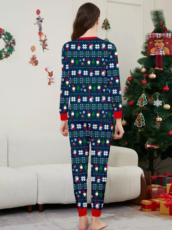 Pyjamas de Noël assortis pour toute la famille imprimés bleu marine foncé et bordures rouges collection 2026