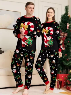 Pyjamas de Noël noirs et rouges pour toute la famille imprimé canne de Noël et Père Noël collection 2026