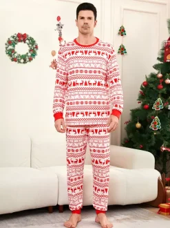 Pyjamas de Noël familiaux classiques à imprimé rennes rouges et blancs collection 2026