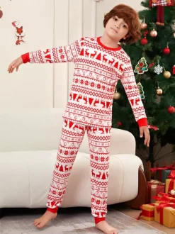 Pyjamas de Noël familiaux classiques à imprimé rennes rouges et blancs collection 2026