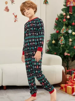 Pyjamas de Noël familiaux Fair Isle noirs et verts 2026