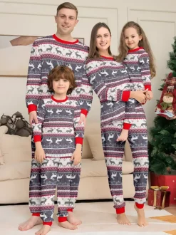 Pyjamas de Noël familiaux à motif Fair Isle de rennes gris avec bordure rouge 2026