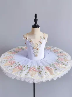 Robe classique de ballet blanche à volants pour femme et enfant style ballerine avec jupe-salopette et tunique.