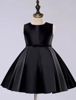 Robe cortège enfant col rond longueur au genou jupe plissée en satin Robe fille de fleur