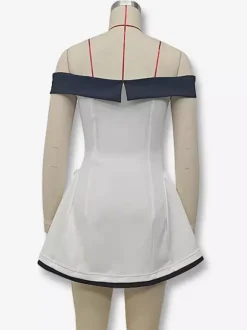 Robe courte à épaules dénudées et manches longues coupe trapèze tenue de soirée sexy pour femme 2026