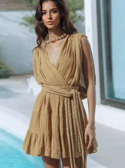 Robe courte décolletée en V pour femme - Robe grecque bohème plissée sans manches à volants avec ceinture en corde - Collection été 2026