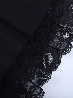 Robe courte en dentelle à col carré pour femme - Robe moulante noire à volants gothiques superposés et manches longues - Tenue de soirée printanière 2026