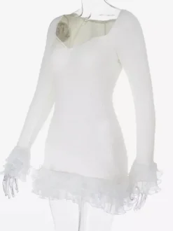 Robe courte texturée pour femme - Blanc crème coupe coquette poignets à volants - Idéale pour une soirée d'été à la plage (2026)