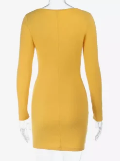 Robe côtelée à strass et fleurs pour femme - Robe moulante mini jaune à manches longues et col carré - Collection printemps-été 2026